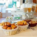 Otel Logis Noemys Morgon 3*