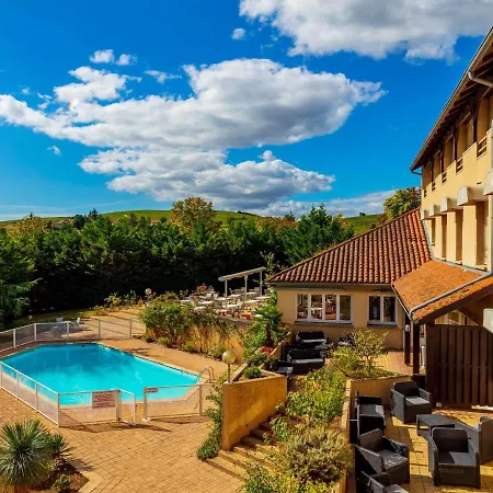 Logis Noemys Morgon Hotel 3*
