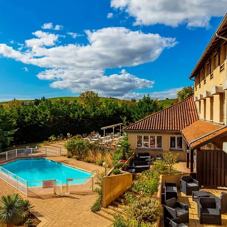 Logis Noemys Morgon Hotel 3*